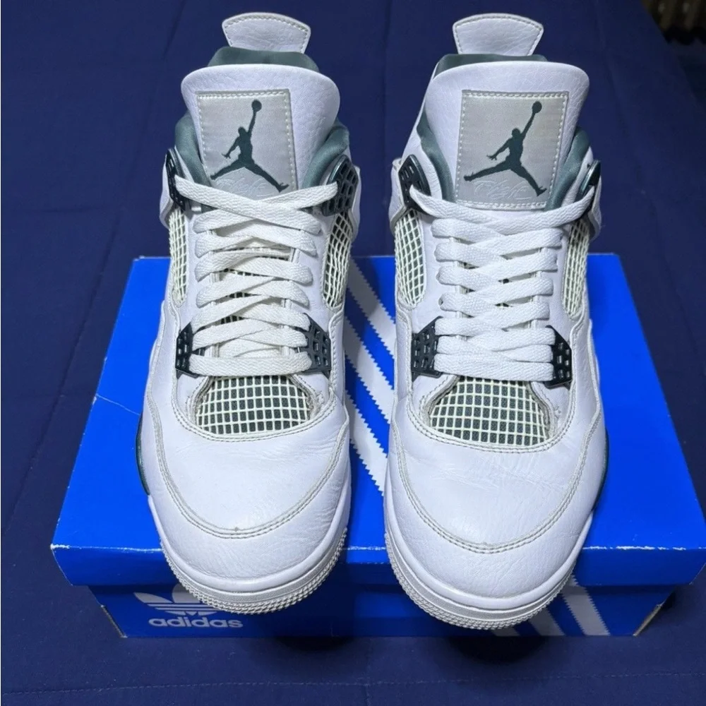 Jordan 4 Retro Oxidized Green 2024 Size 10.5